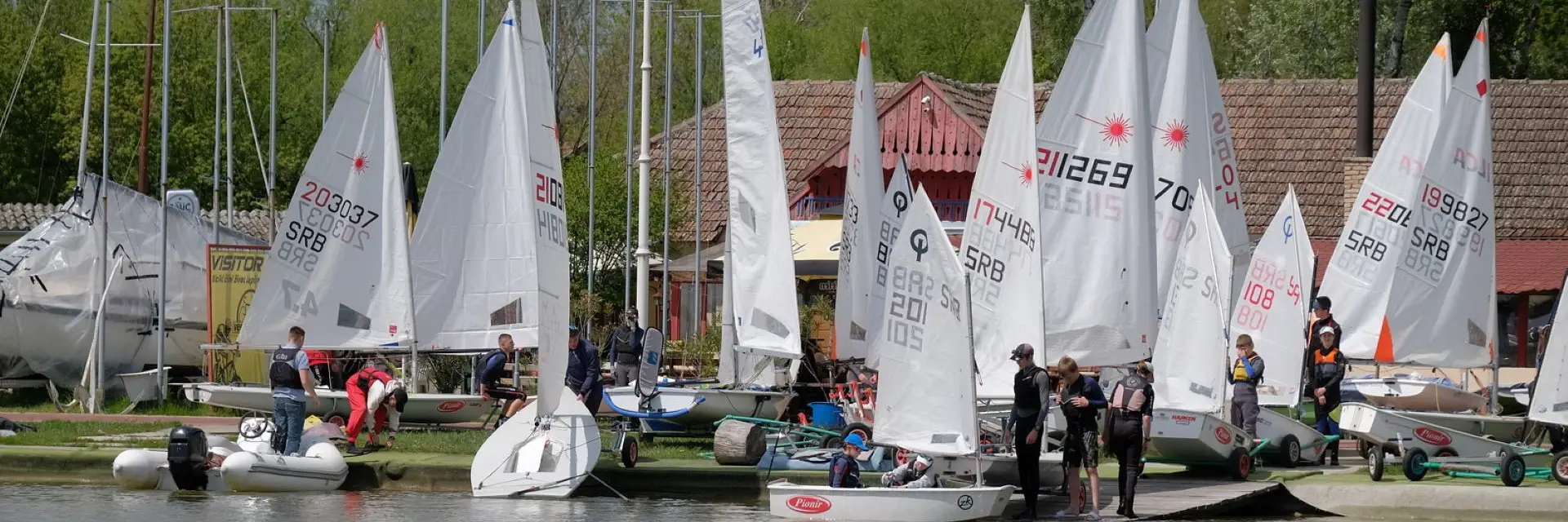 Fin "MATCH RACE"